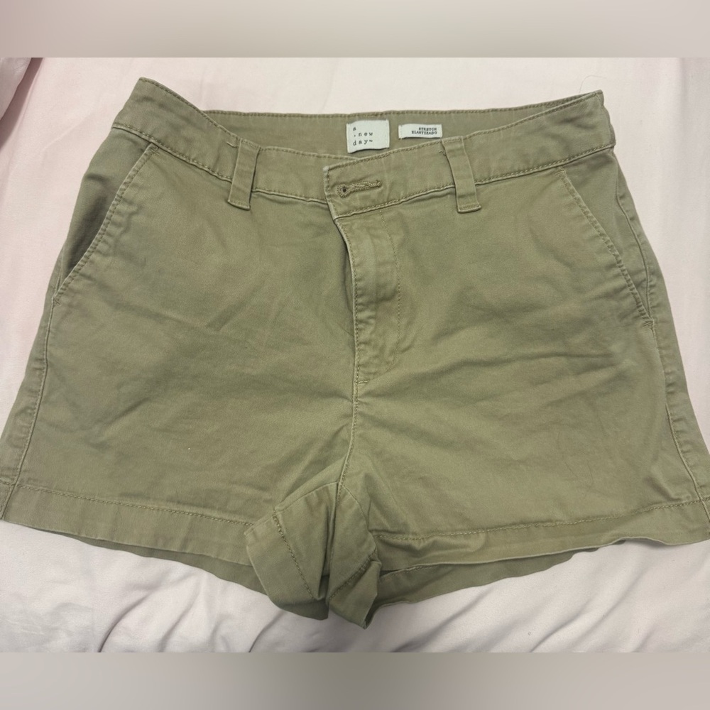 Women's Khaki Shorts size 4